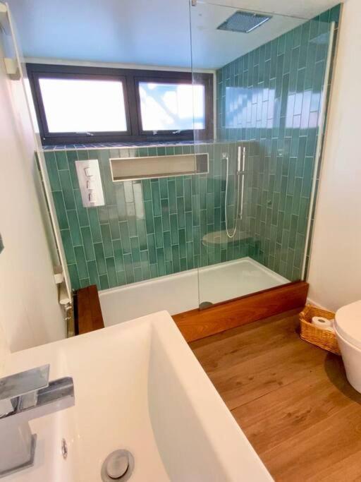 במברידג' Houseboat Eleuthera מראה חיצוני תמונה