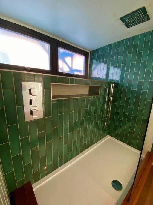 במברידג' Houseboat Eleuthera מראה חיצוני תמונה